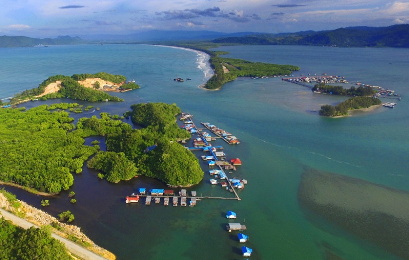Teluk Youtefa - Kampung Enggros